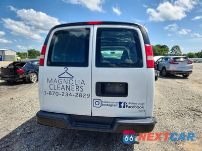 Zdjęcie 6 z 12 samochodu: 2017 CHEVROLET EXPRESS G2500 VIN:1GCWGBFF4H1350508 - miniatura