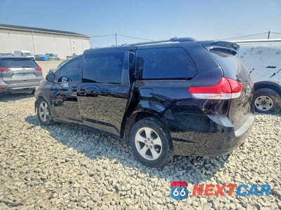Drugie zdjęcie samochodu z przodu: 2011 TOYOTA SIENNA LE VIN:5TDKK3DC5BS099584 - miniatura