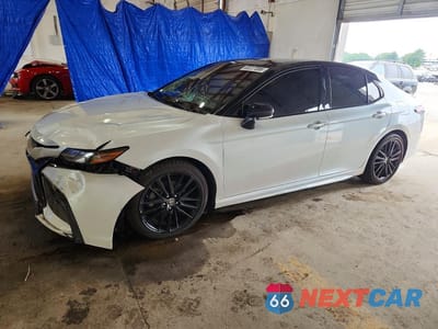 2022 TOYOTA CAMRY XSE 4T1K61BK0NU067284 - główne zdjęcie licytacji z USA - miniatura