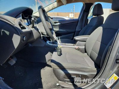 Zdjęcie 7 z 13 samochodu: 2017 CHEVROLET CRUZE LT VIN:1G1BE5SM6H7161133 - miniatura