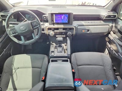 Zdjęcie 8 z 13 samochodu: 2024 TOYOTA TACOMA SR VIN:3TYKD5HN7RT017709 - miniatura