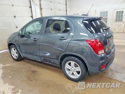 Drugie zdjęcie samochodu z przodu: 2019 CHEVROLET TRAX LS VIN:3GNCJKSB7KL369407 - miniatura