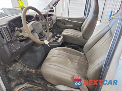 Zdjęcie 7 z 13 samochodu: 2006 CHEVROLET EXPRESS G3500 VIN:1GCHG35U561241910 - miniatura