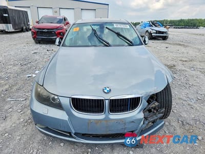 Piąte zdjęcie samochodu w środku: 2008 BMW 328 VIN:WBAVC93508K056722 - miniatura