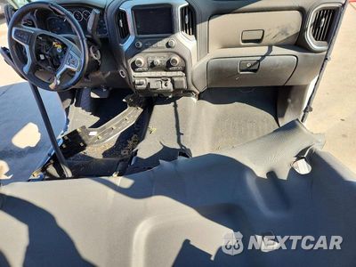Zdjęcie 8 z 12 samochodu: 2021 CHEVROLET SILVERADO K3500 LTZ VIN:1GC4YUEY3MF171750 - miniatura
