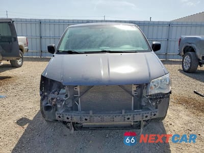 Piąte zdjęcie samochodu w środku: 2016 DODGE GRAND CARAVAN SE VIN:2C4RDGBG2GR379646 - miniatura