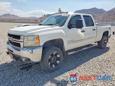 2008 CHEVROLET SILVERADO K2500 HEAVY DUTY 1GCHK23K58F187413 - główne zdjęcie licytacji z USA - miniatura