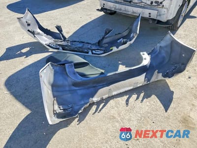 Zdjęcie 12 z 13 samochodu: 2016 LEXUS CT 200 VIN:JTHKD5BH3G2257308 - miniatura