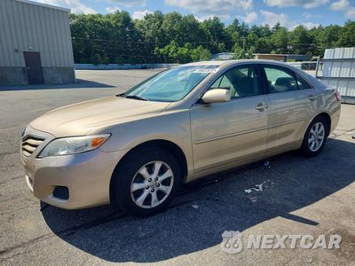 2011 TOYOTA CAMRY LE 4T1BF3EK2BU750056 - główne zdjęcie licytacji z USA - miniatura