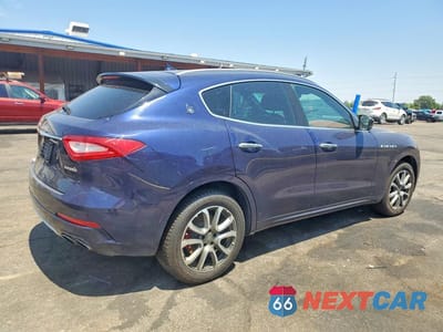 Trzecie zdjęcie samochodu z tyłu: 2017 MASERATI LEVANTE LUXURY VIN:ZN661XUL2HX231231 - miniatura