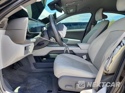 Zdjęcie 7 z 12 samochodu: 2024 HYUNDAI IONIQ 6 SEL VIN:KMHM34AC0RA063692 - miniatura