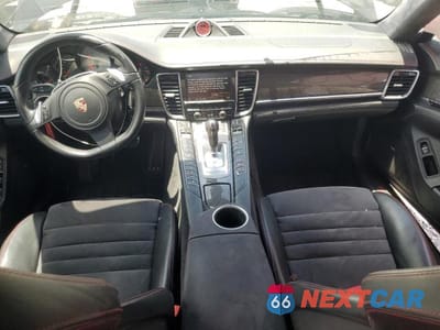 Zdjęcie 8 z 12 samochodu: 2013 PORSCHE PANAMERA GTS VIN:WP0AF2A78DL075186 - miniatura