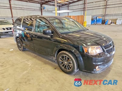 Czwarte zdjęcie samochodu z boku: 2017 DODGE GRAND CARAVAN GT VIN:2C4RDGEG6HR798628 - miniatura