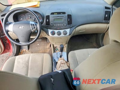 Zdjęcie 8 z 12 samochodu: 2009 HYUNDAI ELANTRA GLS VIN:KMHDU46D29U681643 - miniatura