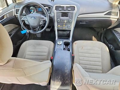 Zdjęcie 8 z 12 samochodu: 2018 FORD FUSION S VIN:3FA6P0G71JR285730 - miniatura