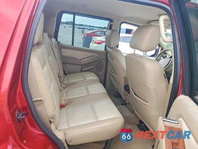 Zdjęcie 11 z 13 samochodu: 2007 FORD EXPLORER EDDIE BAUER VIN:1FMEU64E47UB33362 - miniatura