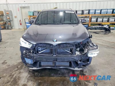 Piąte zdjęcie samochodu w środku: 2016 BMW X1 XDRIVE28I VIN:WBXHT3C37GP880202 - miniatura