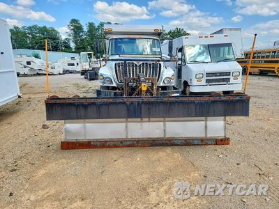 Piąte zdjęcie samochodu w środku: 2016 INTERNATIONAL 7400 SPREADER TRUCK VIN:1HTWDAAR7GH746056 - miniatura