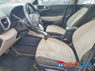 Zdjęcie 7 z 13 samochodu: 2021 HYUNDAI VENUE SEL VIN:KMHRC8A37MU098492 - miniatura