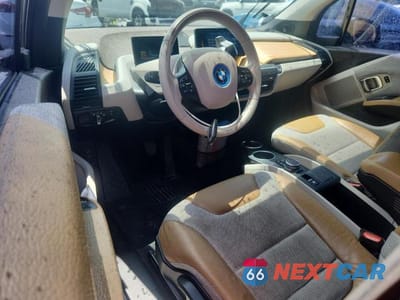 Zdjęcie 8 z 12 samochodu: 2015 BMW I3 BEV VIN:WBY1Z2C5XFV286396 - miniatura