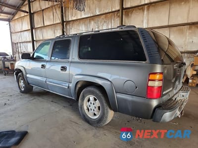 Drugie zdjęcie samochodu z przodu: 2001 CHEVROLET SUBURBAN K1500 VIN:3GNFK16T81G196608 - miniatura