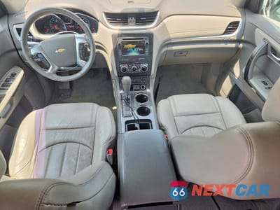 Zdjęcie 8 z 13 samochodu: 2016 CHEVROLET TRAVERSE LT VIN:1GNKRHKD1GJ282156 - miniatura