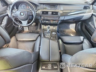 Zdjęcie 8 z 12 samochodu: 2011 BMW 550 I VIN:WBAFR9C52BC270857 - miniatura