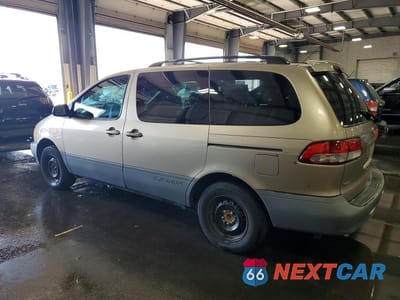 Drugie zdjęcie samochodu z przodu: 2003 TOYOTA SIENNA CE VIN:4T3ZF19C93U552914 - miniatura