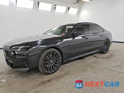 2023 BMW 760 XI WBA33EJ01PCN17880 - główne zdjęcie licytacji z USA - miniatura