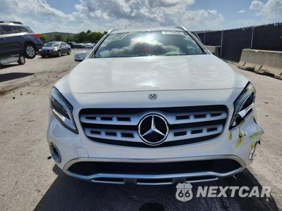 Piąte zdjęcie samochodu w środku: 2019 MERCEDES-BENZ GLA 250 VIN:WDCTG4EB2KU004311 - miniatura