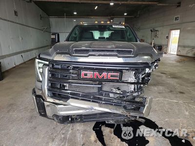 Piąte zdjęcie samochodu w środku: 2026 GMC SIERRA K3500 VIN:1GD4USEYXTF167575 - miniatura