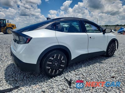 Trzecie zdjęcie samochodu z tyłu: 2026 NISSAN LEAF PLATINUM + VIN:JN1AZ2EB8TM300420 - miniatura