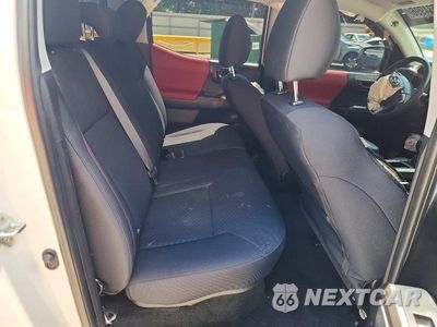 Zdjęcie 10 z 12 samochodu: 2023 TOYOTA TACOMA SR5 V6 VIN:3TMCZ5AN7PM572314 - miniatura