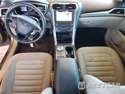 Zdjęcie 8 z 12 samochodu: 2017 FORD FUSION SE HYBRID VIN:3FA6P0LUXHR280080 - miniatura