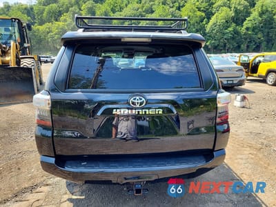 Zdjęcie 6 z 13 samochodu: 2024 TOYOTA 4RUNNER SR5 VIN:JTEMU5JRXR6300389 - miniatura