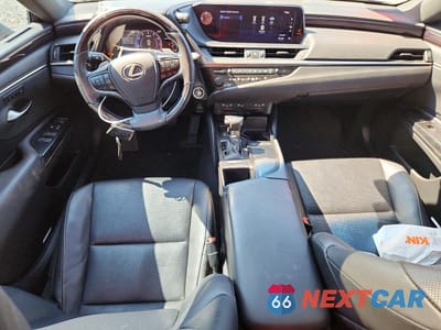 Zdjęcie 8 z 13 samochodu: 2020 LEXUS ES 350 VIN:58ADZ1B10LU078685 - miniatura