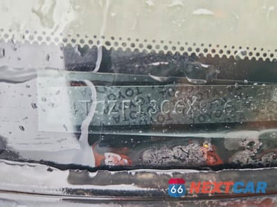 Zdjęcie 13 z 13 samochodu: 1999 TOYOTA SIENNA XLE VIN:4T3ZF13C6XU161752 - miniatura