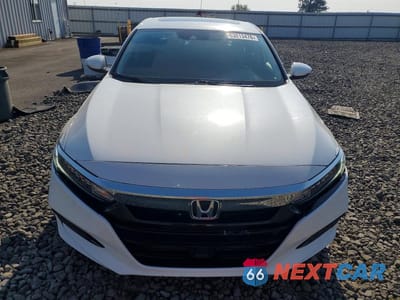 Piąte zdjęcie samochodu w środku: 2018 HONDA ACCORD EXL VIN:1HGCV2F50JA006553 - miniatura