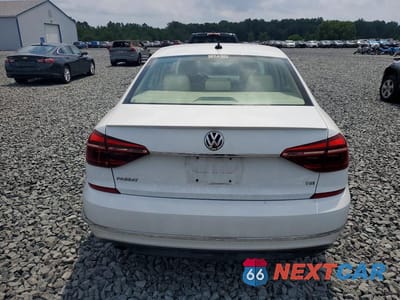 Zdjęcie 6 z 12 samochodu: 2017 VOLKSWAGEN PASSAT R-LINE VIN:1VWDT7A30HC044887 - miniatura