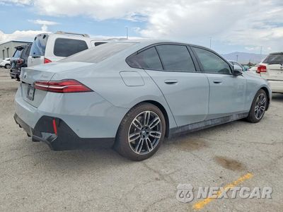 Trzecie zdjęcie samochodu z tyłu: 2025 BMW 530 I VIN:WBA43FJ08SCU38421 - miniatura
