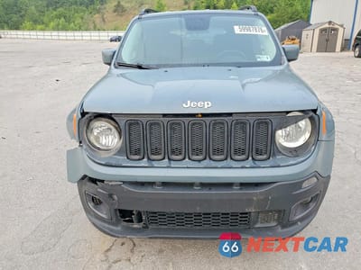 Piąte zdjęcie samochodu w środku: 2017 JEEP RENEGADE LATITUDE VIN:ZACCJBBB5HPG48007 - miniatura