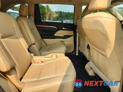 Zdjęcie 11 z 14 samochodu: 2017 TOYOTA HIGHLANDER HYBRID LIMITED PLATINUM VIN:5TDDGRFH6HS026030 - miniatura