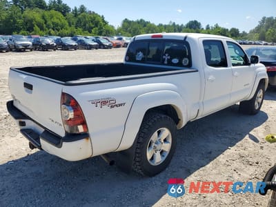 Trzecie zdjęcie samochodu z tyłu: 2010 TOYOTA TACOMA DOUBLE CAB LONG BED VIN:3TMMU4FN9AM022884 - miniatura