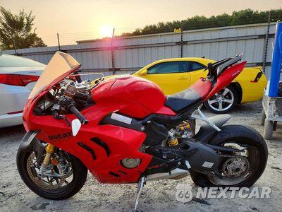Trzecie zdjęcie samochodu z tyłu: 2024 DUCATI PANIGALE V4S VIN:ZDMDAGWW7RB009349 - miniatura