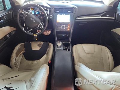 Zdjęcie 8 z 12 samochodu: 2017 FORD FUSION TITANIUM PHEV VIN:3FA6P0SU6HR354192 - miniatura