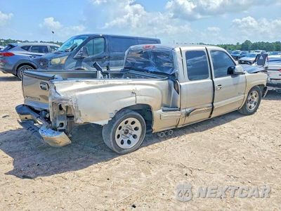 Trzecie zdjęcie samochodu z tyłu: 1999 CHEVROLET SILVERADO C1500 VIN:2GCEC19T6X1207166 - miniatura