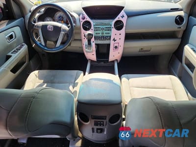 Zdjęcie 8 z 13 samochodu: 2010 HONDA PILOT EX VIN:5FNYF4H43AB026921 - miniatura