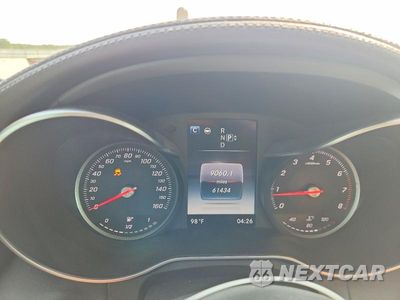 Zdjęcie 9 z 12 samochodu: 2015 MERCEDES-BENZ C 300 4MATIC VIN:55SWF4KB0FU043664 - miniatura