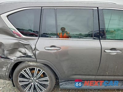 Zdjęcie 11 z 14 samochodu: 2024 LEXUS LX 600 LUXURY VIN:JTJGB7CX4R4040286 - miniatura