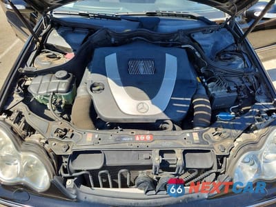 Zdjęcie 11 z 12 samochodu: 2006 MERCEDES-BENZ C 350 VIN:WDBRF56H26F736071 - miniatura